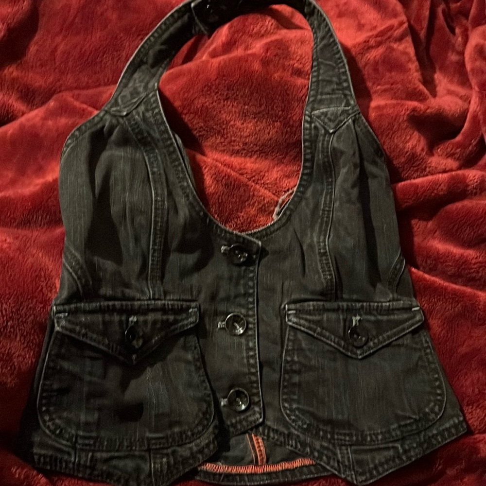 A Y2K a cute dark denim with pink lining